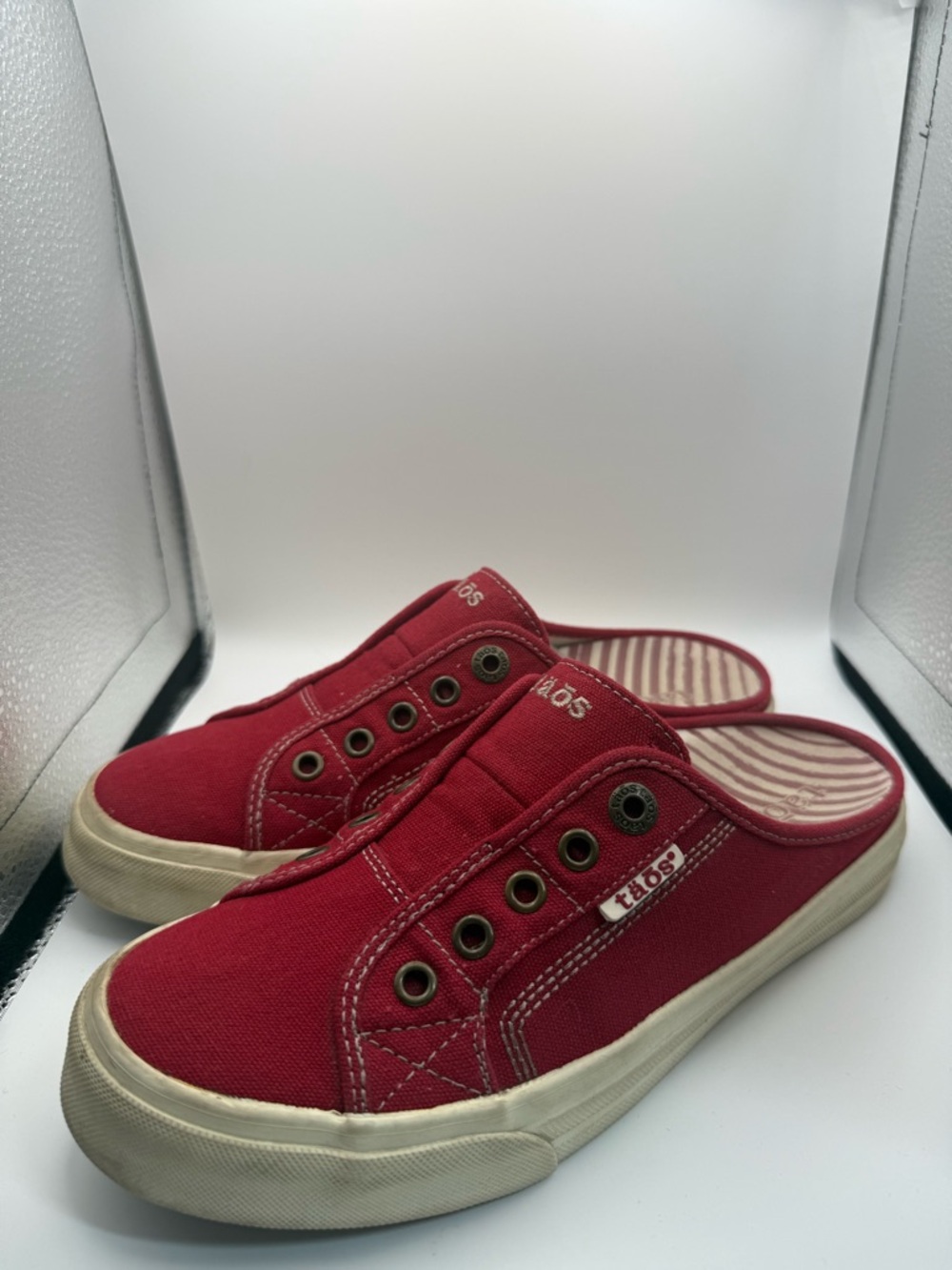 Taos EZ Soul Slip On Canvas Sneaker Shoe Backless Red Comfort Loafer Mule W8